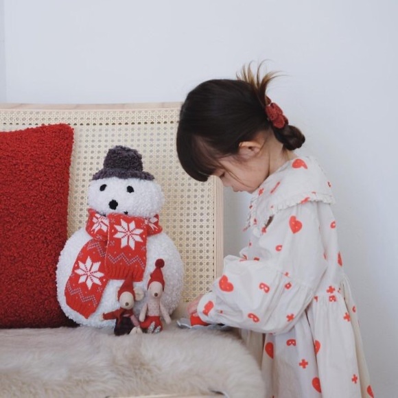 Pottery Barn Whimsical and Cute Archie The Snowman Shaped Fuzzy Cozy Pillow ☃️❄️ - Picture 7 of 16